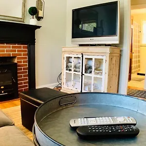 Fairgrounds Playground - Weho - 1bd 1ba Nashville